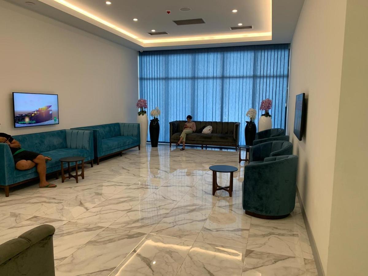 Orbi City Elit Class Suit Batumi Exterior photo